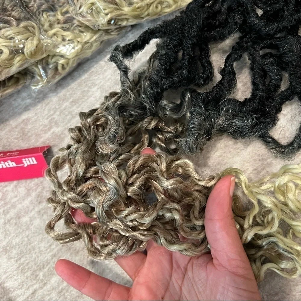 24” Goddess Locs Crochet Hair 7 Packs Boho Queen Locs Black to Blonde Curly #D18